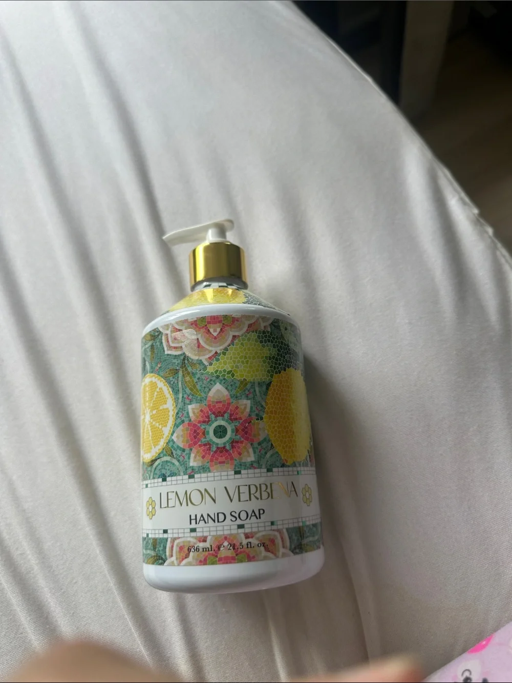 N/A that scented skin